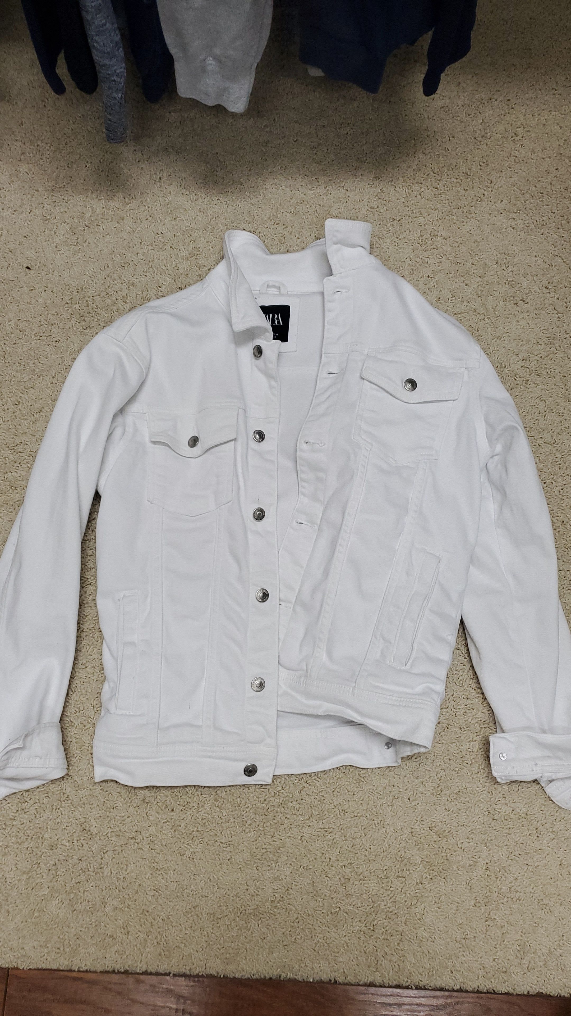 Zara Zara White Denim Jacket- bought in Paris, France Size US M / EU 48-50 / 2 - 1 Preview