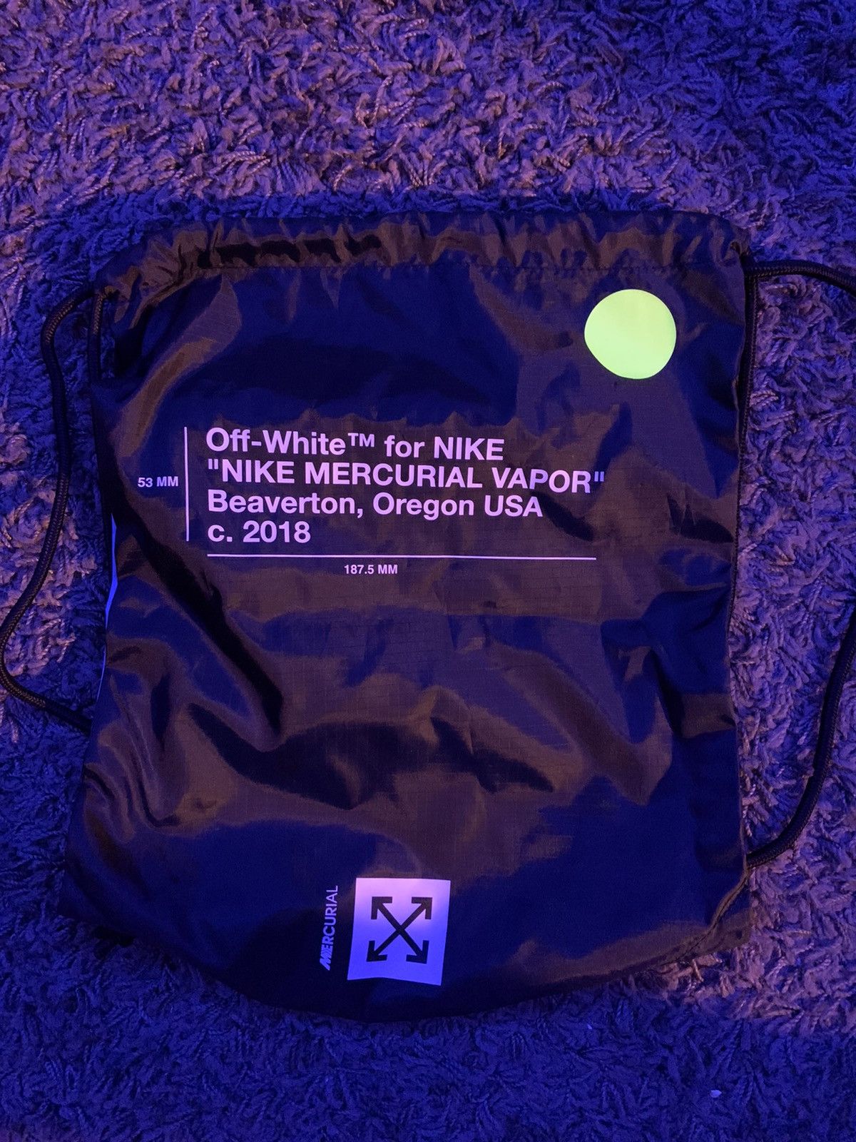 Off white nike drawstring bag outlet