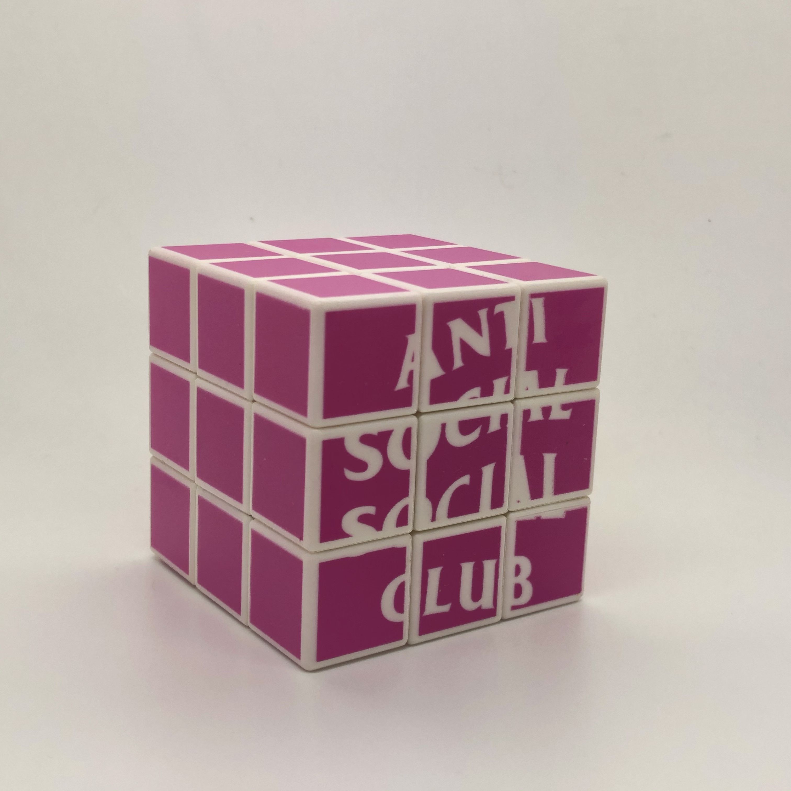 Anti Social Social Club DS White ASSC Pink RUBICON Rubik's cube BAPE KITH KAWS FTP Size ONE SIZE - 1 Thumbnail