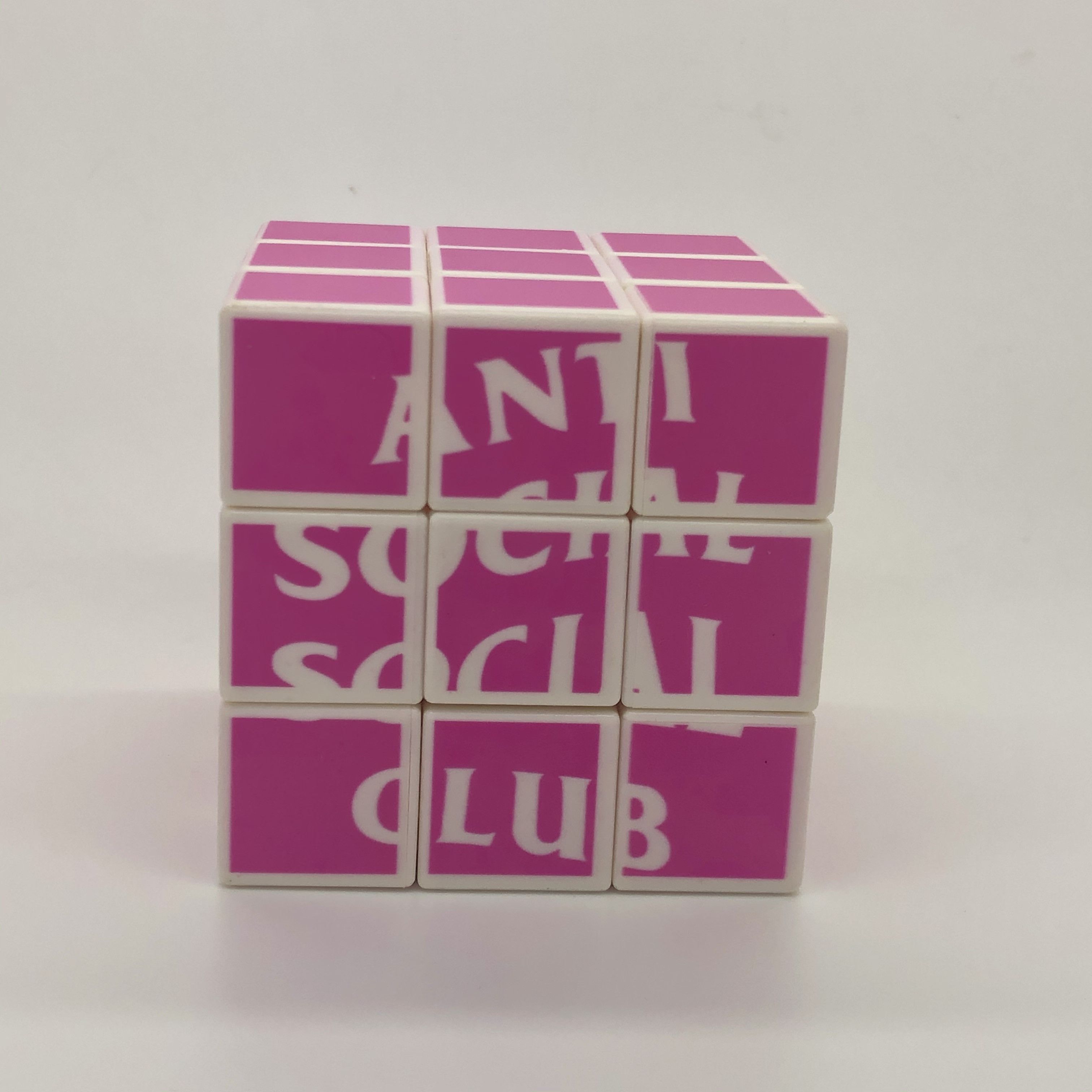 Anti Social Social Club DS White ASSC Pink RUBICON Rubik's cube BAPE KITH KAWS FTP Size ONE SIZE - 2 Thumbnail