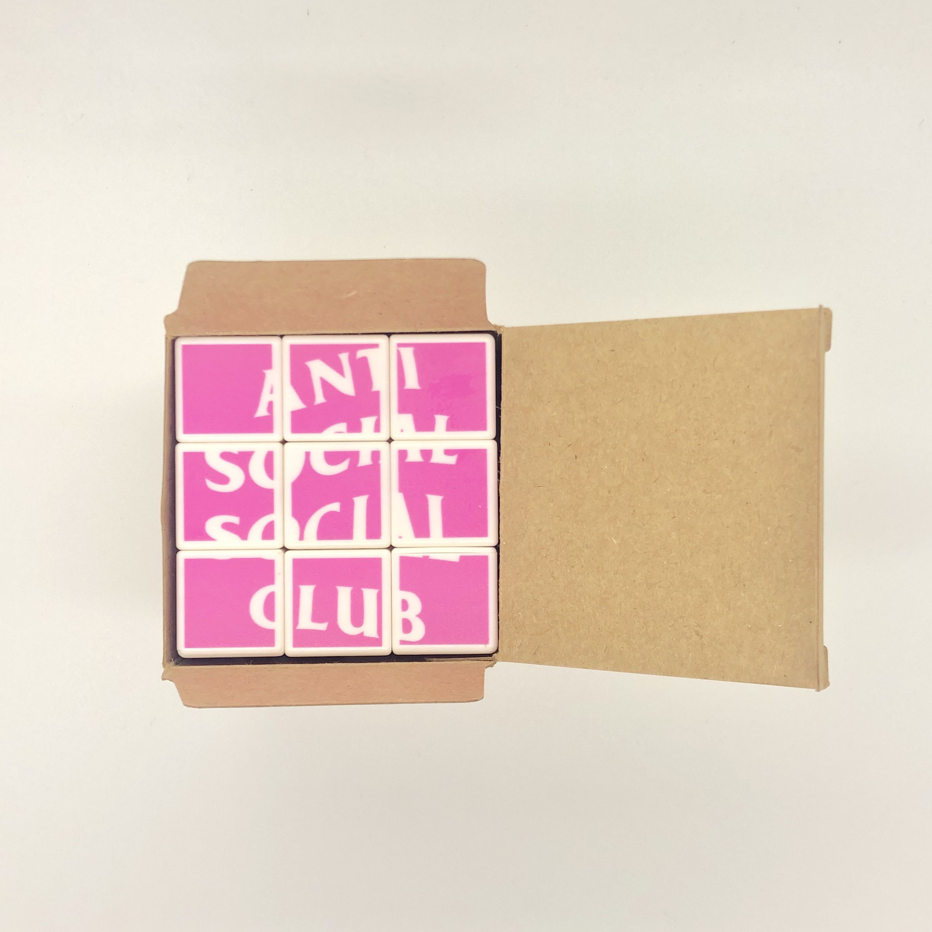 Anti Social Social Club DS White ASSC Pink RUBICON Rubik's cube BAPE KITH KAWS FTP Size ONE SIZE - 5 Thumbnail