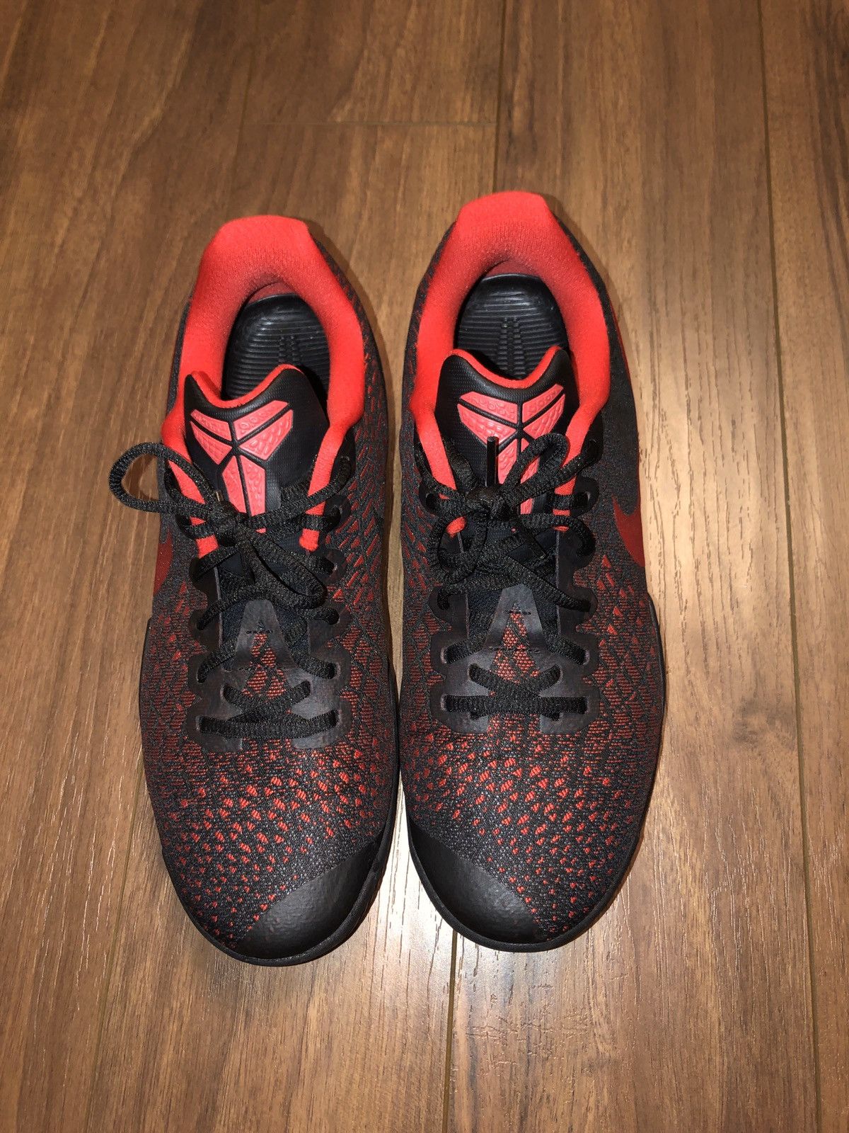 Nike mamba instinct red hot sale