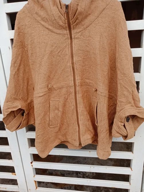 Japanese Brand Ank Ank Avant Garde Japanese Brand Rare Design Capes Size US L / EU 52-54 / 3 - 8 Thumbnail