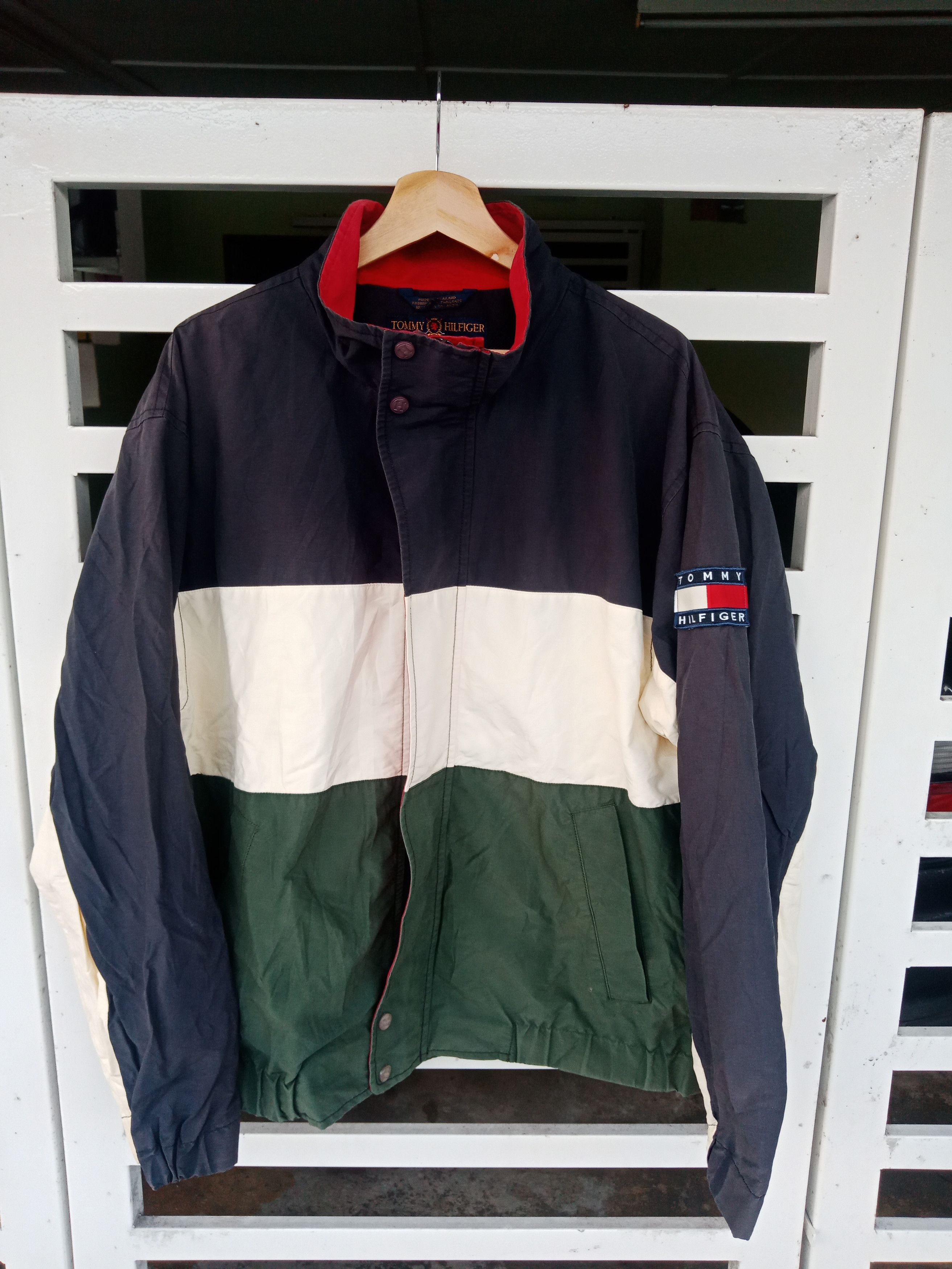 Tommy Hilfiger Tommy Hilfiger 3 Tones Light Jacket Size US L / EU 52-54 / 3 - 1 Thumbnail