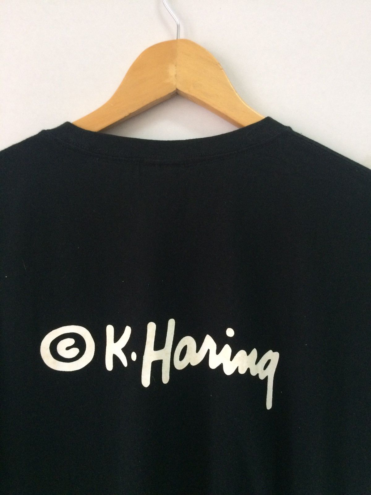 Keith Haring Rare🔥Keith Haring Design caper Japan Tshirts Size US L / EU 52-54 / 3 - 4 Thumbnail