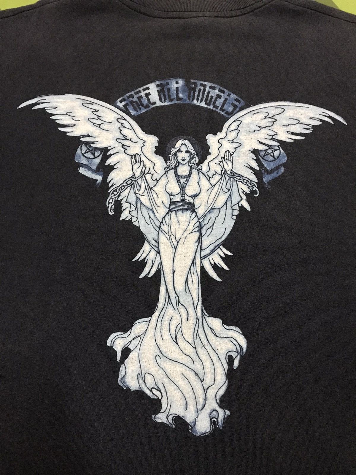 Band Tees Vintage Early 2000 ASH Band “Free All Angels” Tshirt Size US L / EU 52-54 / 3 - 4 Thumbnail