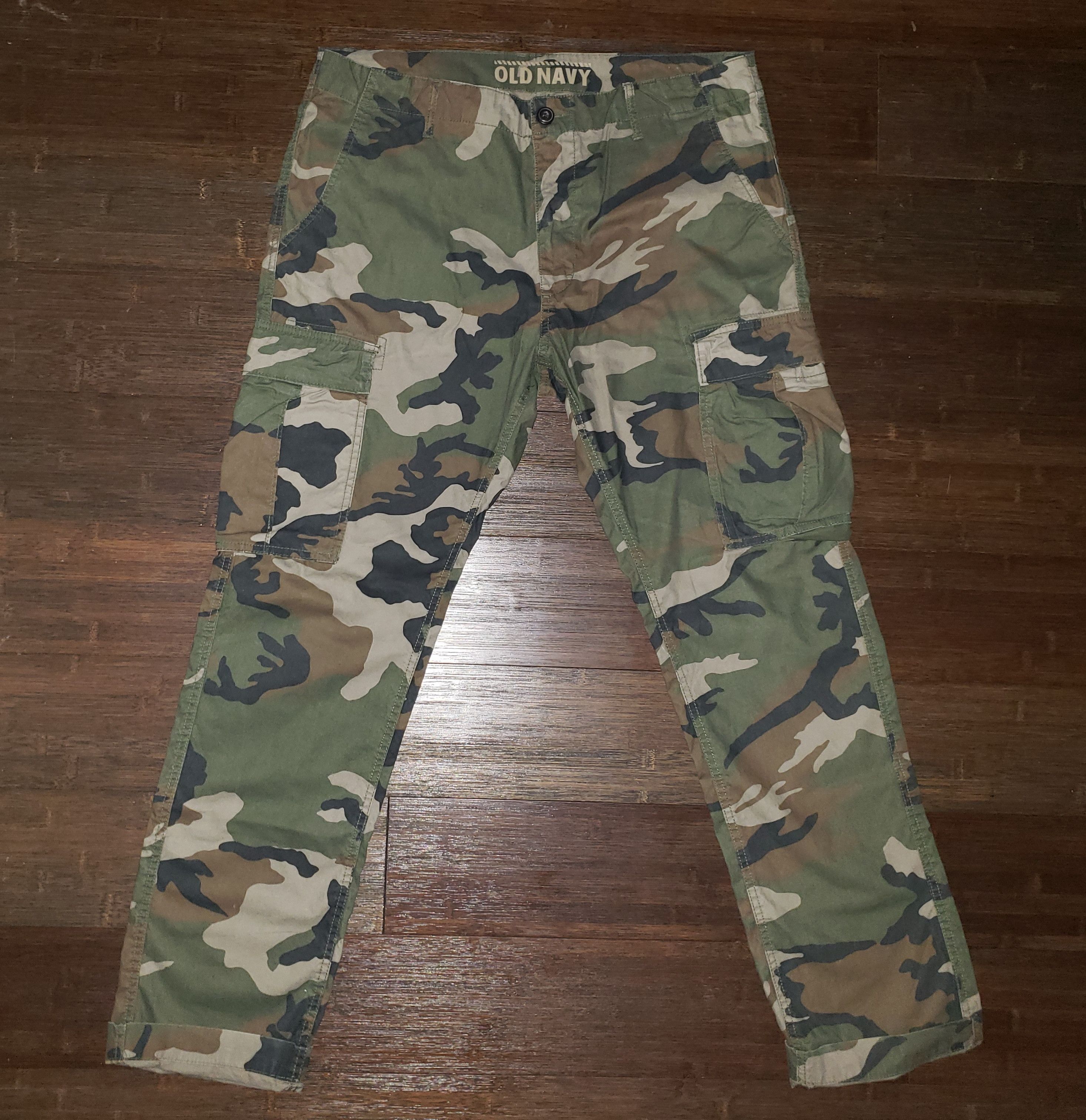 Old Navy Green Camo Pants Jungle Camo Pants Size US 36 / EU 52 - 1 Preview