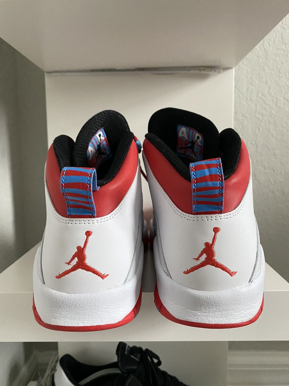 Jordan Brand Air Jordan retro 10 Chicago edition Size US 10 / EU 43 - 4 Thumbnail