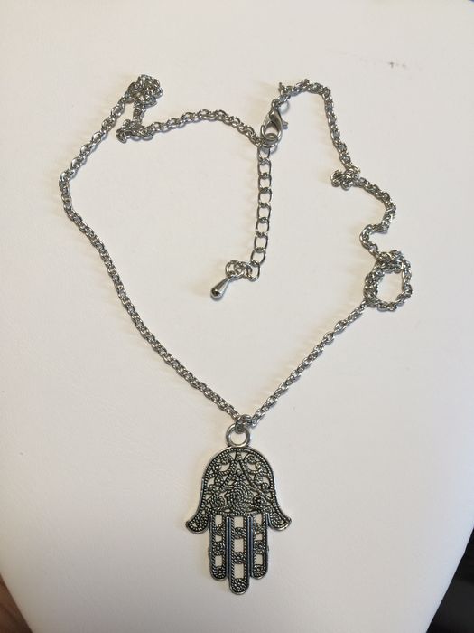 Jw Hamsa Hand Tibetan silver Chain Necklace Size ONE SIZE - 1 Preview