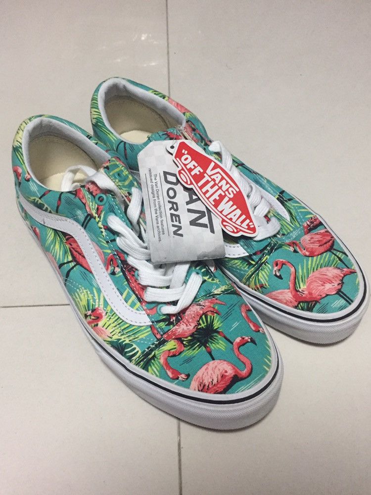 Van doren flamingo vans sales