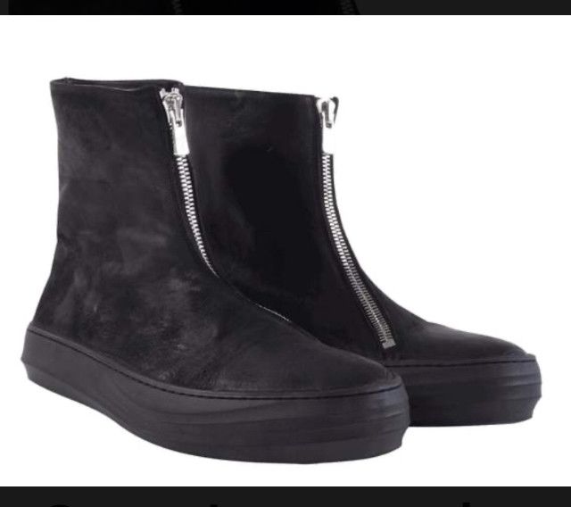 Designer zip leather boots
