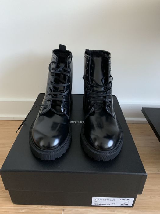 Saint laurent hot sale liverpool boots