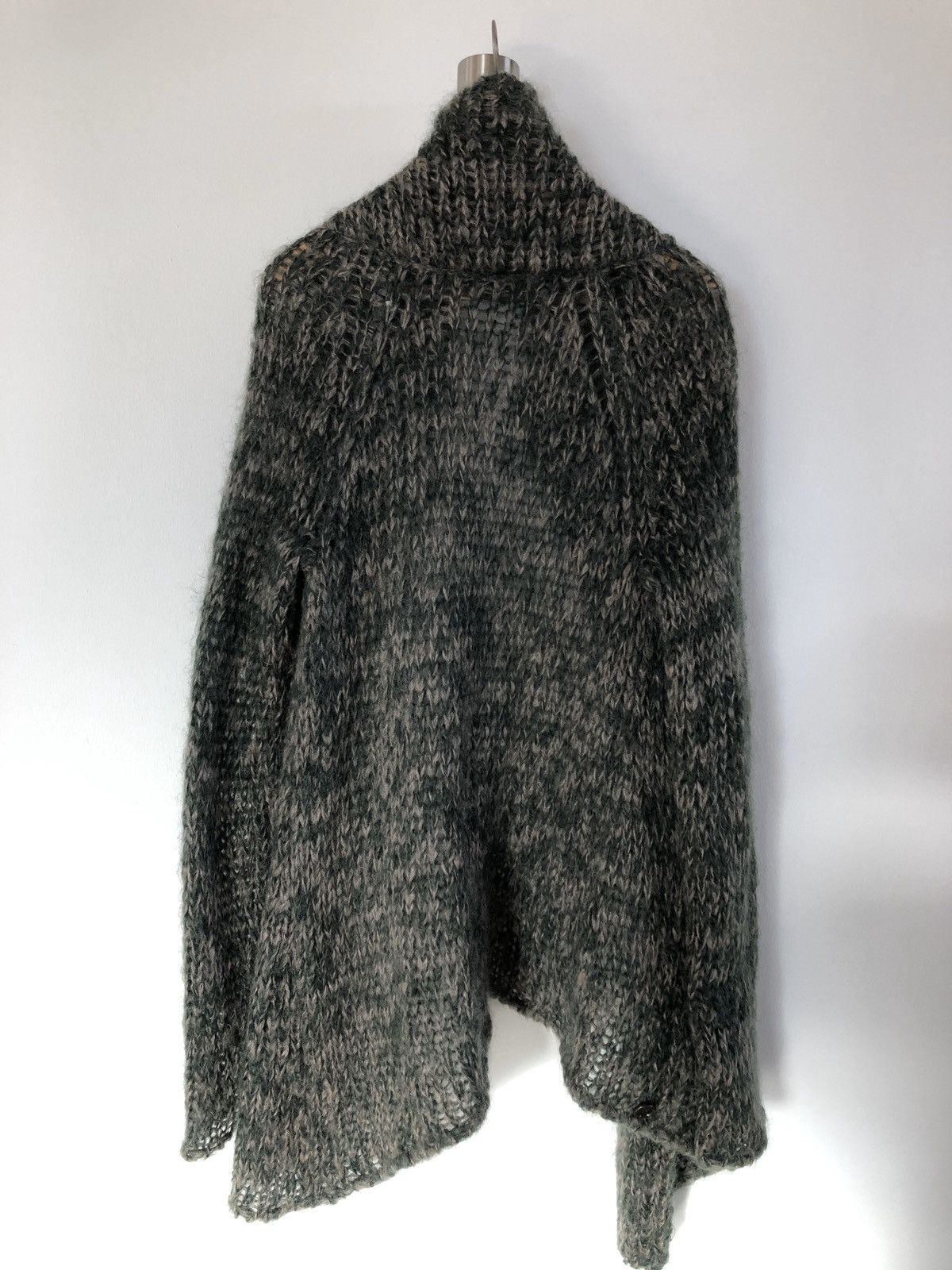 Alexander McQueen Great luxury wool cardigan size M Alexander McQueen Size US M / EU 48-50 / 2 - 4 Thumbnail
