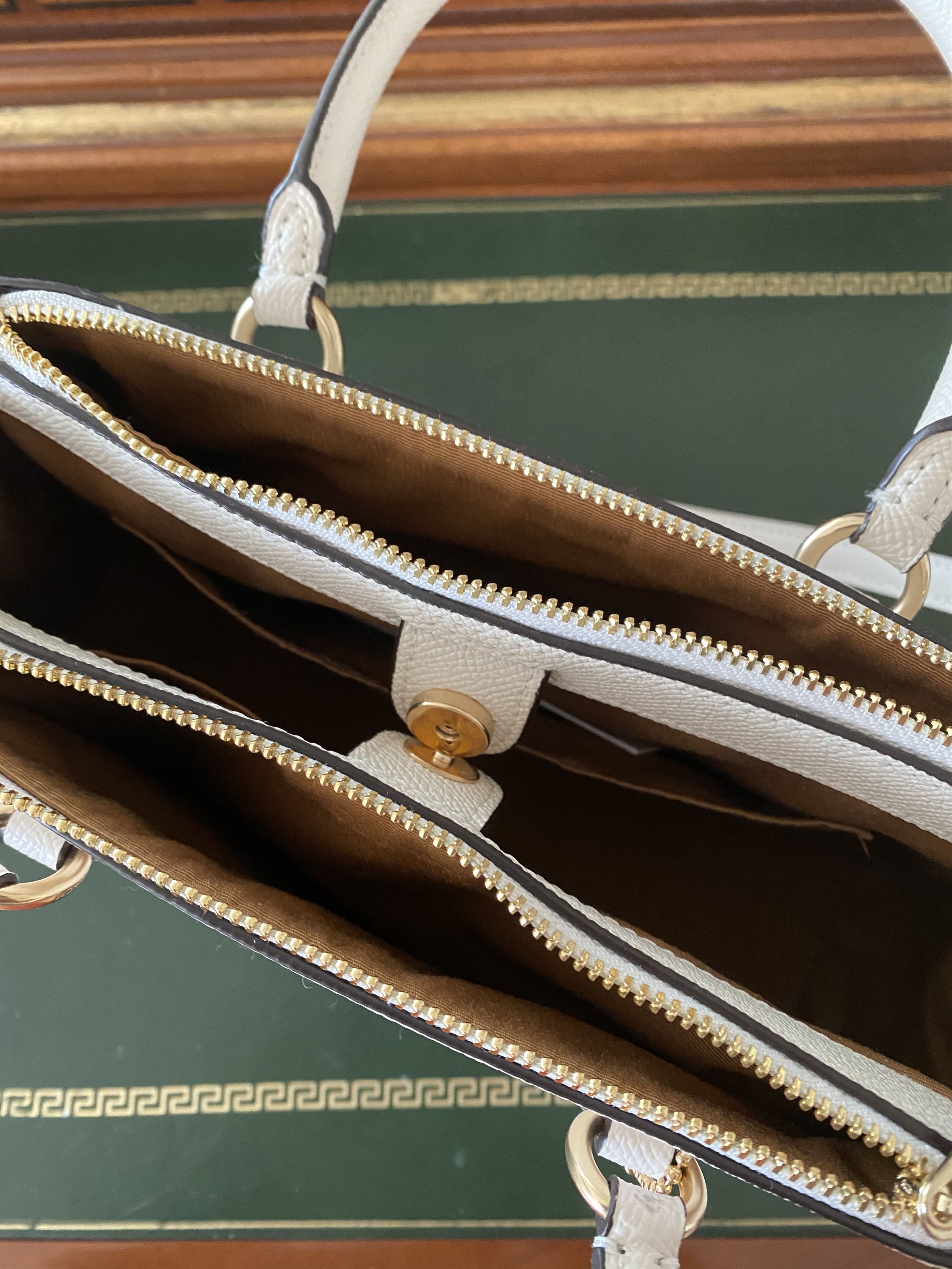 Coach coach mini white purse Size ONE SIZE - 4 Thumbnail
