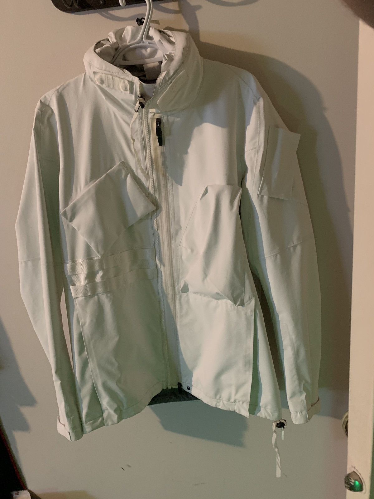 Acronym × Errolson Hugh Acronym J47TS-GT-WHT Size US M / EU 48-50 / 2 - 3 Thumbnail