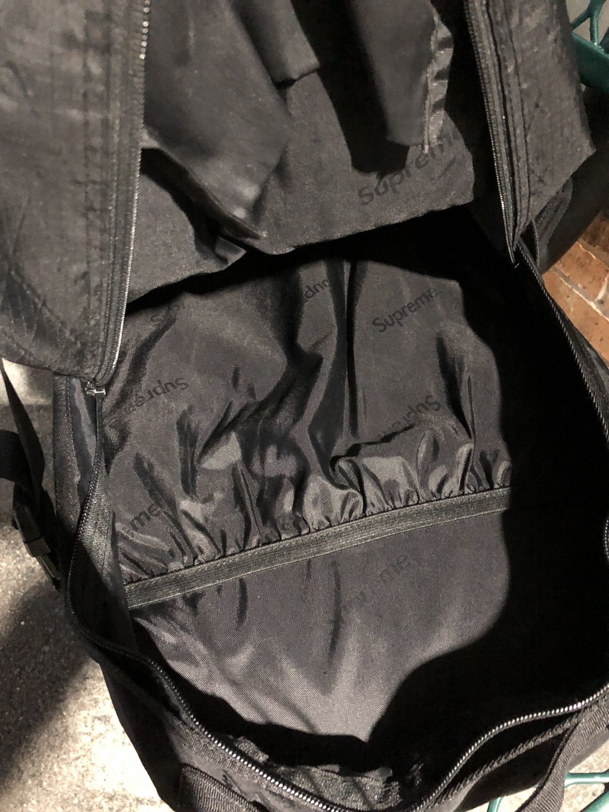 Supreme FW18 Backpack Black Size ONE SIZE - 3 Preview