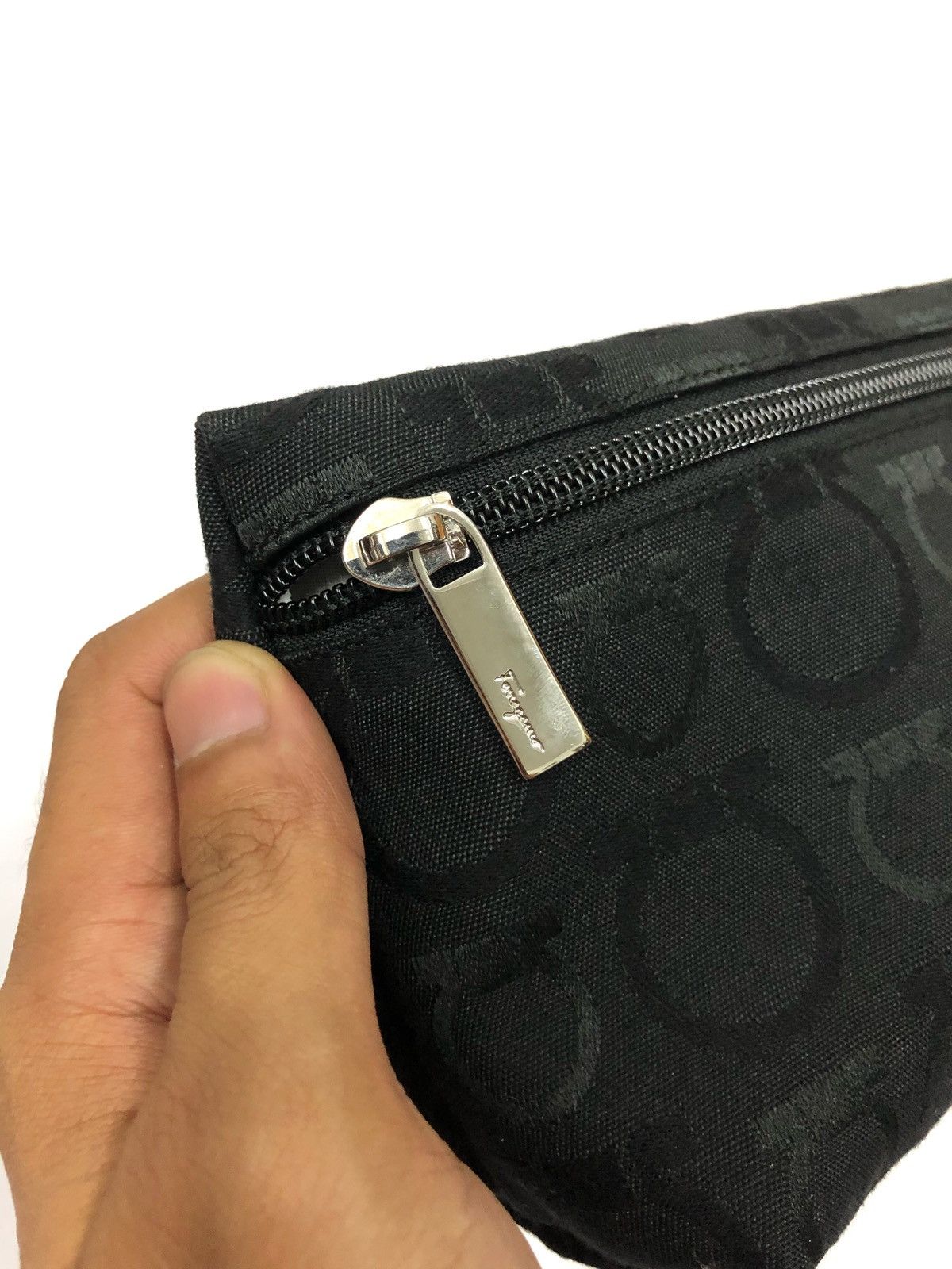 Salvatore Ferragamo Iconic Salvatore Ferragamo Monogram Small Pouchy Size ONE SIZE - 4 Thumbnail