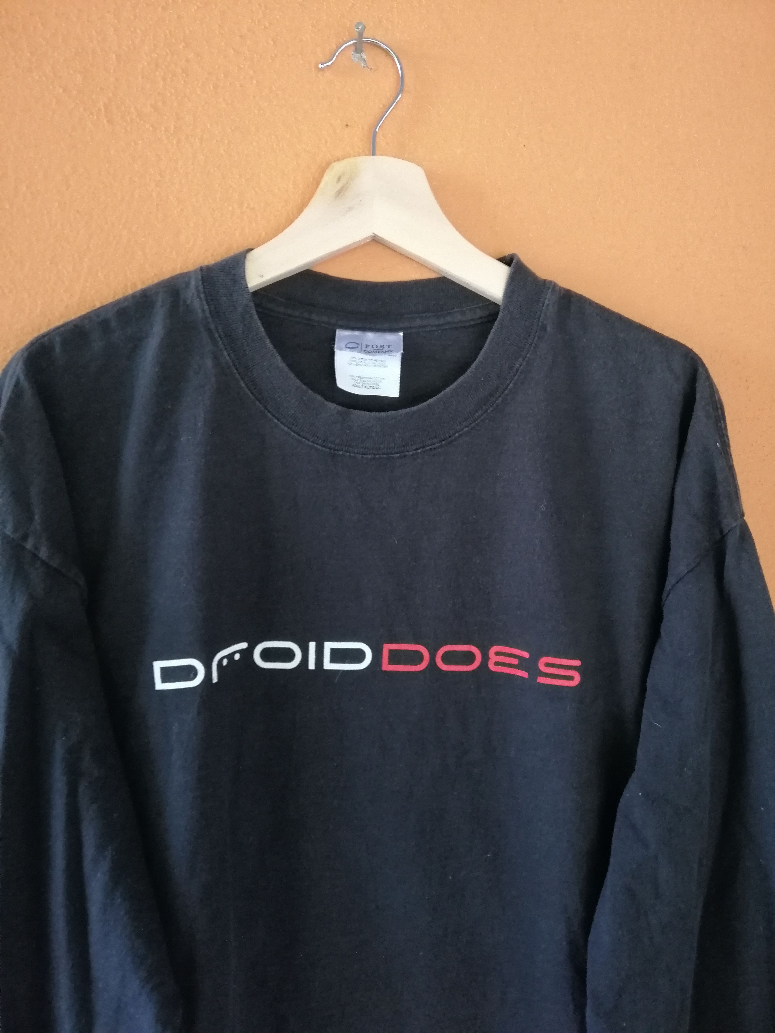 Microsoft DROID DOES(Star Wars)Lucafilm Trademark Long Sleeve Tshirt Size US L / EU 52-54 / 3 - 4 Thumbnail