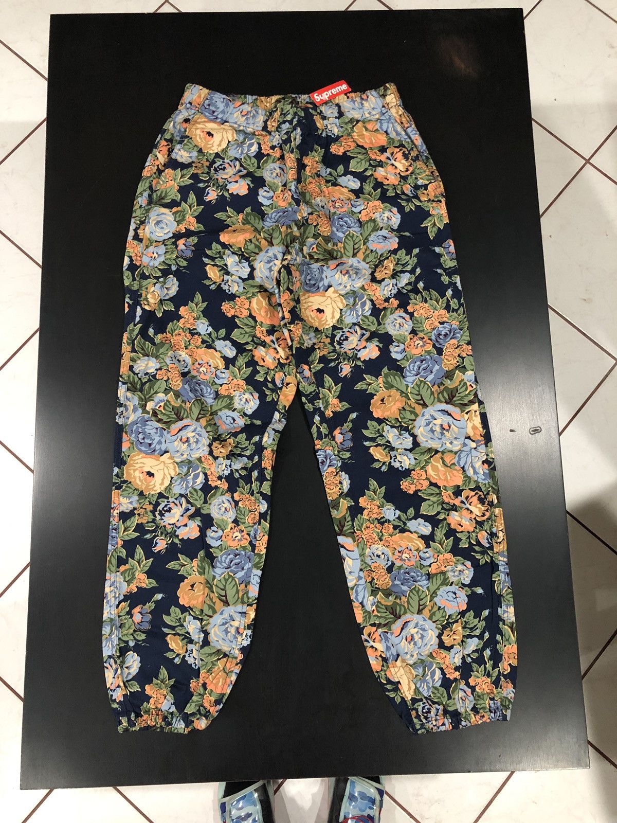 Supreme Supreme Floral Flower Jogger Pants FW14 DSWT Size LARGE L