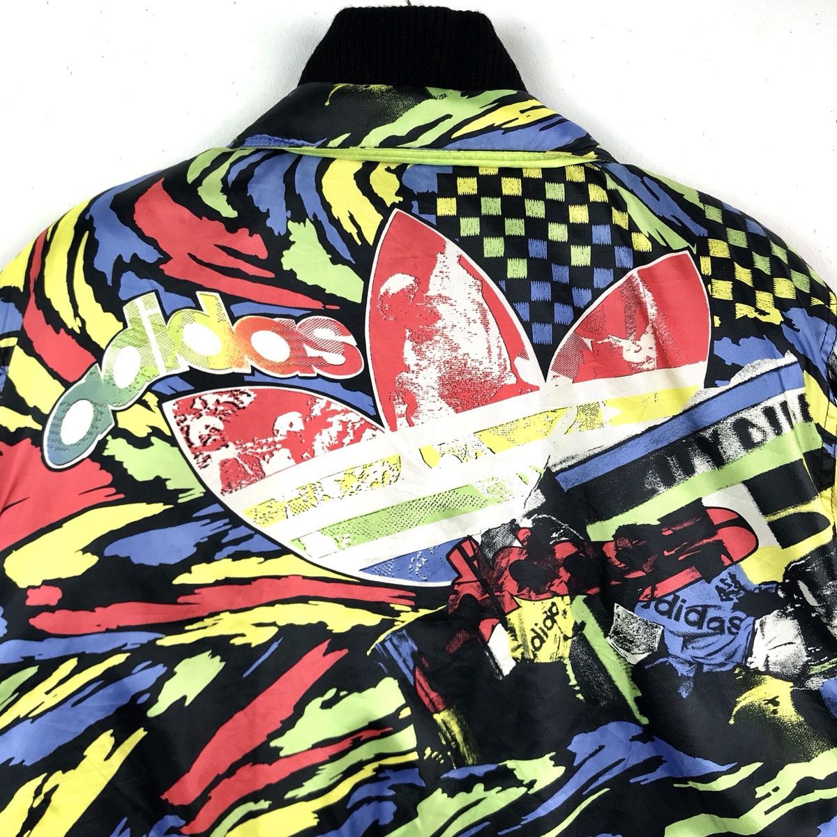 Adidas Vintage Adidas Descente Jaspo Colourful Design Bomber Jacket Size US M / EU 48-50 / 2 - 2 Thumbnail