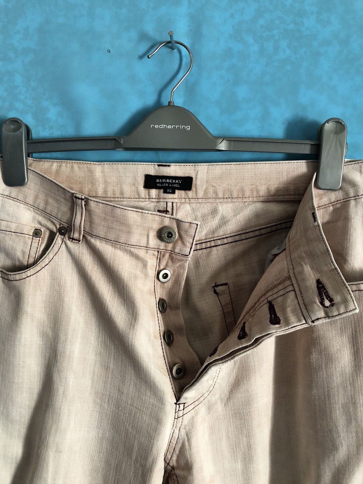 Burberry BURBERRY black label white jeans Size US 33 - 5 Thumbnail