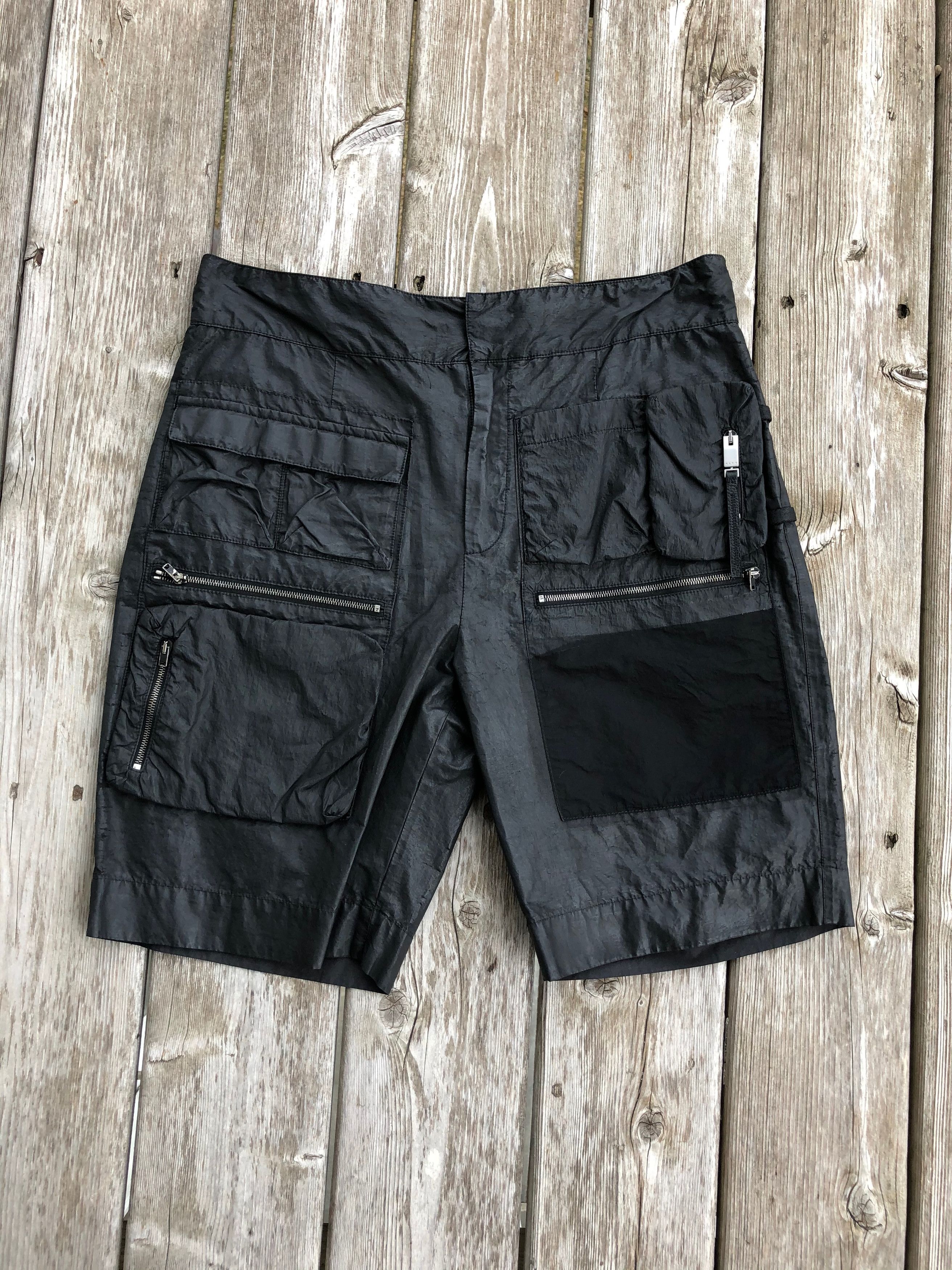 Alyx 1017 Alyx 9SM Tactical Shorts in Black | Grailed