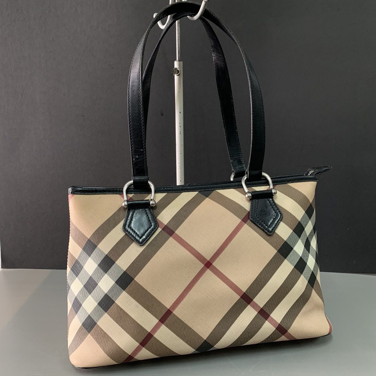 Burberry Burberry Novacheck Handbag Size ONE SIZE - 1 Thumbnail