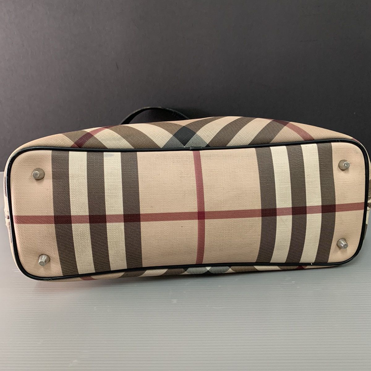 Burberry Burberry Novacheck Handbag Size ONE SIZE - 7 Thumbnail