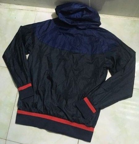 Nike F.C. Barcelona zip-up hooded windbreaker jacket Outerwear