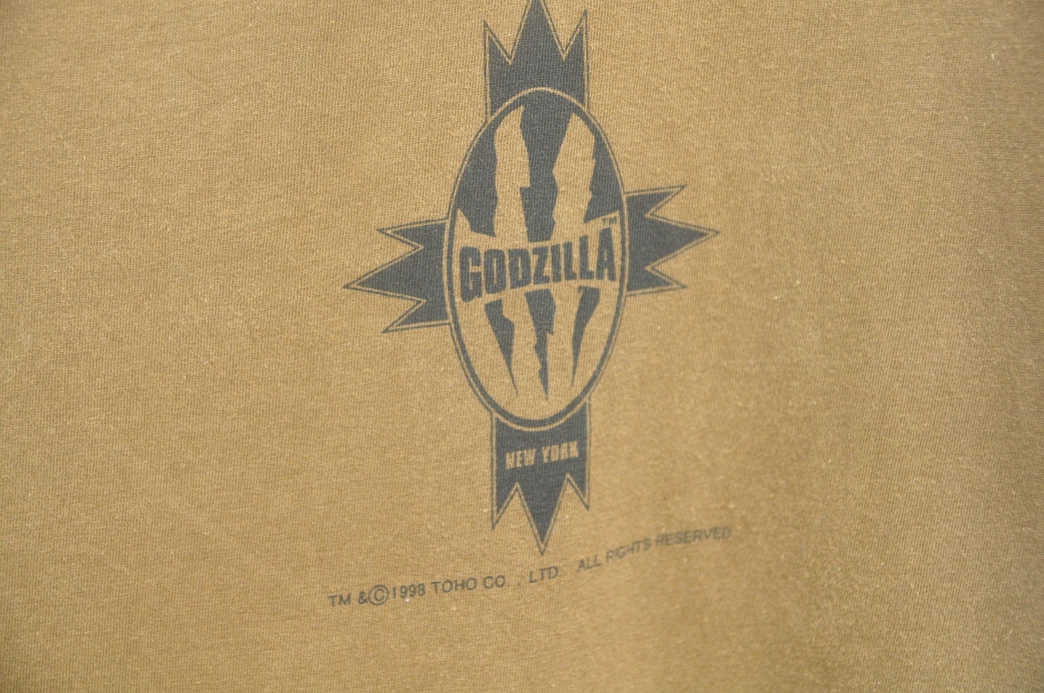 Vintage Vintage Godzilla 90s Movies Series Japanese Shirt Size US M / EU 48-50 / 2 - 3 Thumbnail