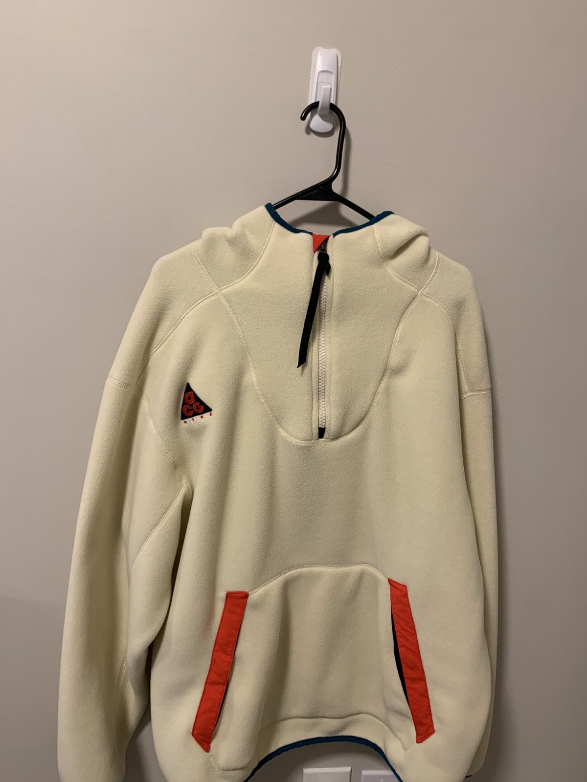 acg sherpa hoodie