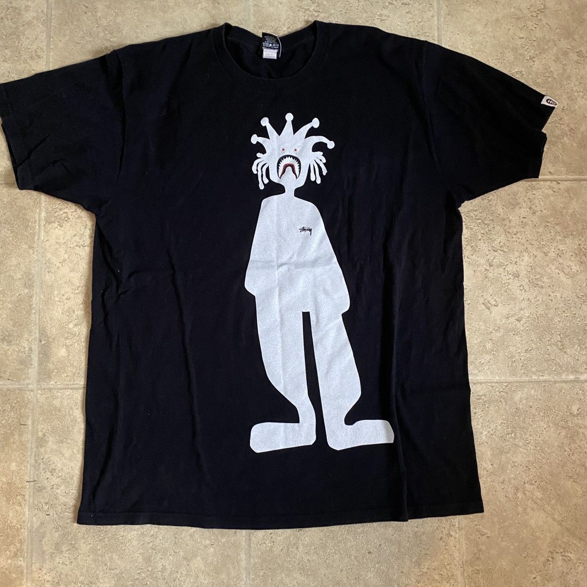 新作♪ レア物 【STUSSY】JOKER TEE ♪ 完売商品！ Size【L】 STUSSY ステューシー 25SS JOKER TEE WHITE Tシャツ