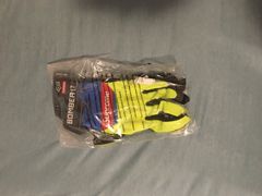 🔥LAST ONE🔥NWT Supreme x fox racing gloves🔥