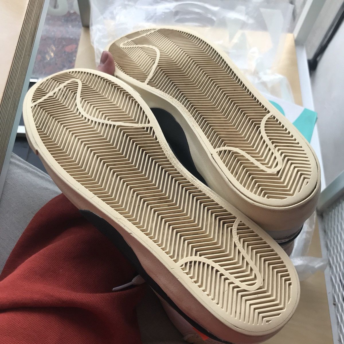 Nike × Off-White The Ten Blazer Mid by Virgil Abloh Ghost Size US 9.5 / EU 42-43 - 11 Thumbnail