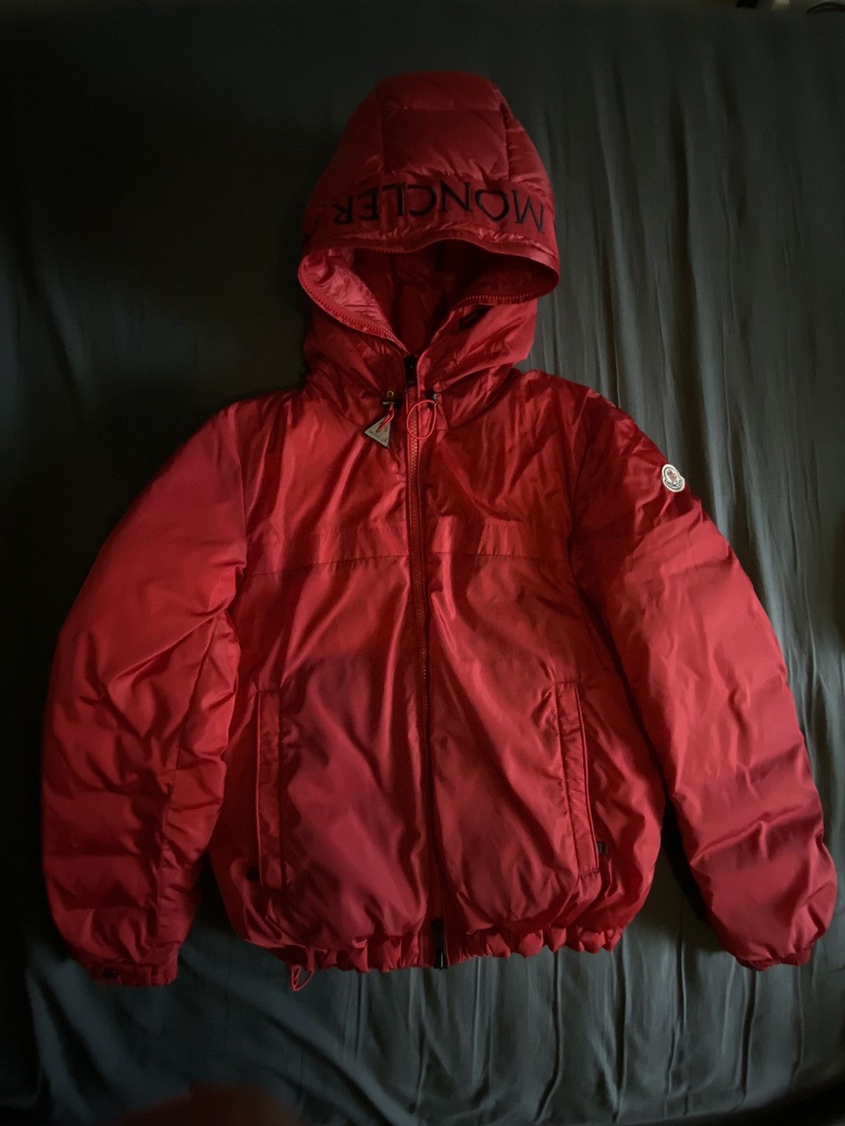 Moncler Montvernier Giubbutto Size Red