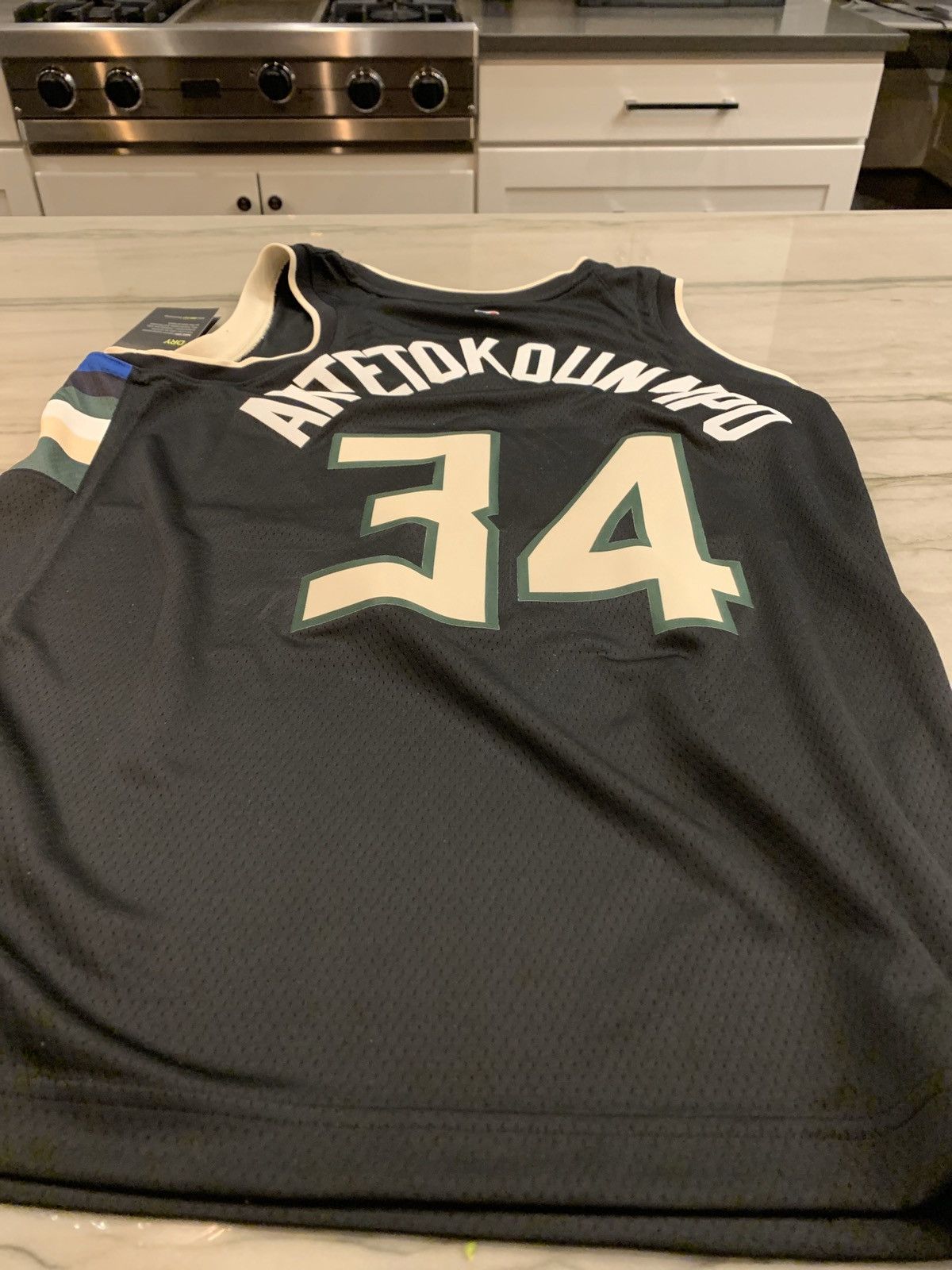 Nike Giannis Antetokounmpo Milwaukee Bucks Nike Jersey Size US M / EU 48-50 / 2 - 2 Thumbnail