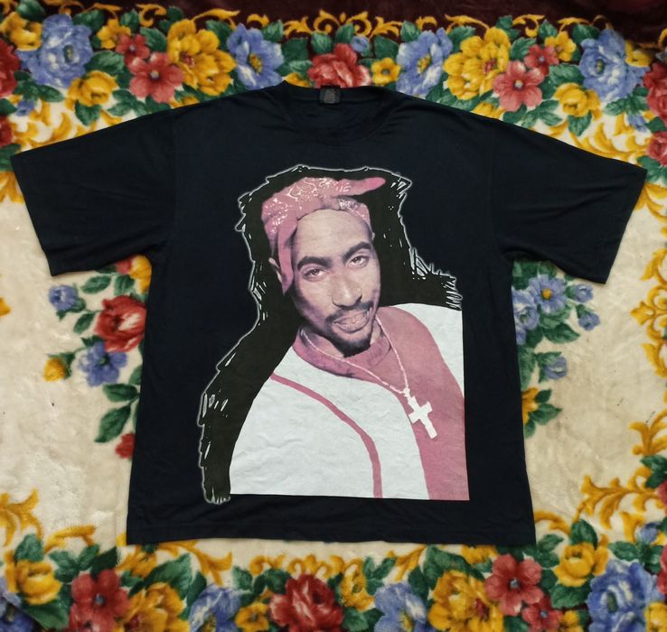 Kanye west tupac t shirt hotsell