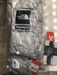 Supreme The North Face Paper Print Down Scarf | Grailed