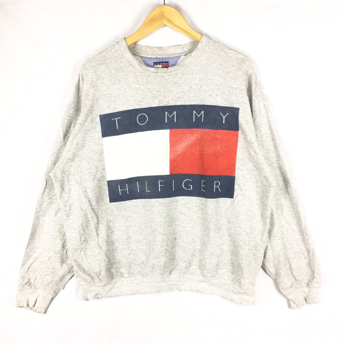 Vintage TOMMY HILFIGER SWEATSHIRT BIG LOGO TUPAC SHAKUR HIP HOP | Grailed