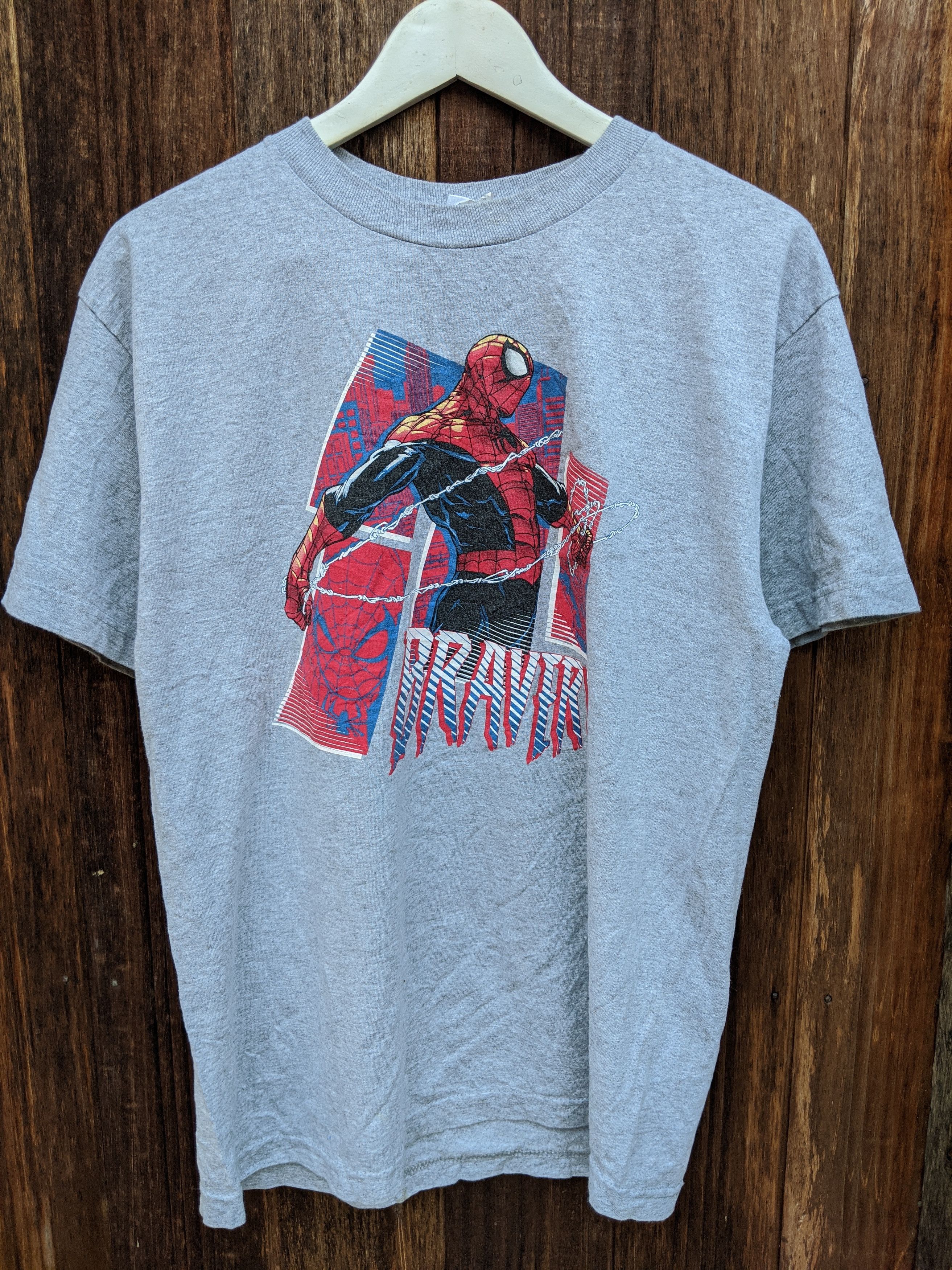Vintage 00s Marvel Spiderman Bravery big print