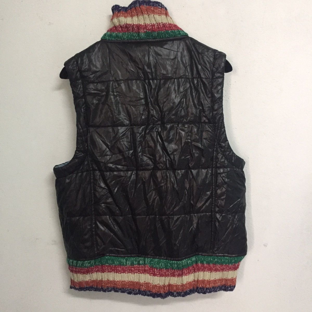 Japanese Brand Reversable Sleeveless Puffer Like Moncler Design Size US M / EU 48-50 / 2 - 4 Thumbnail