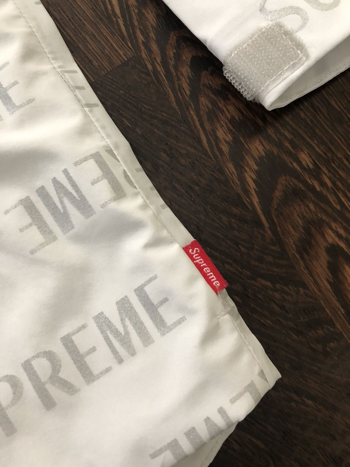 Supreme Supreme 3M Reflective Repeat Rain Jacket White Size US M / EU 48-50 / 2 - 5 Thumbnail