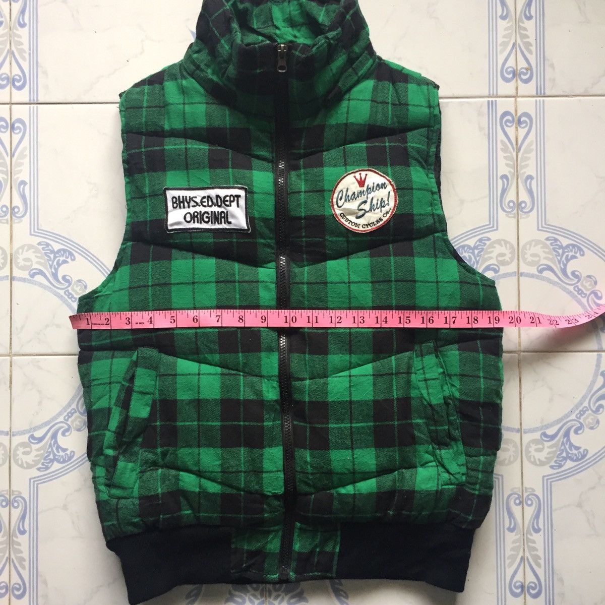 Japanese Brand Checkered Modified Puffer Sleeveless Jacket Vest Size US L / EU 52-54 / 3 - 14 Thumbnail