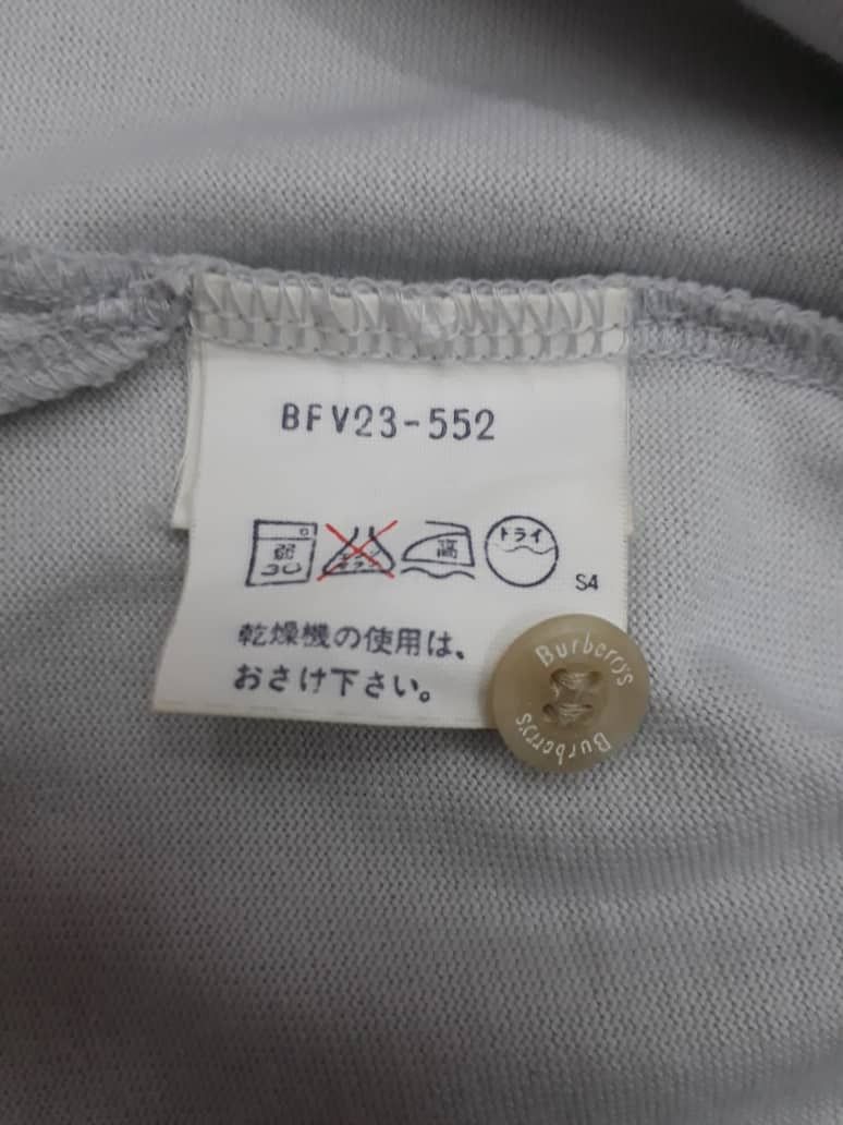Burberry Burberrys Size US M / EU 48-50 / 2 - 10 Thumbnail