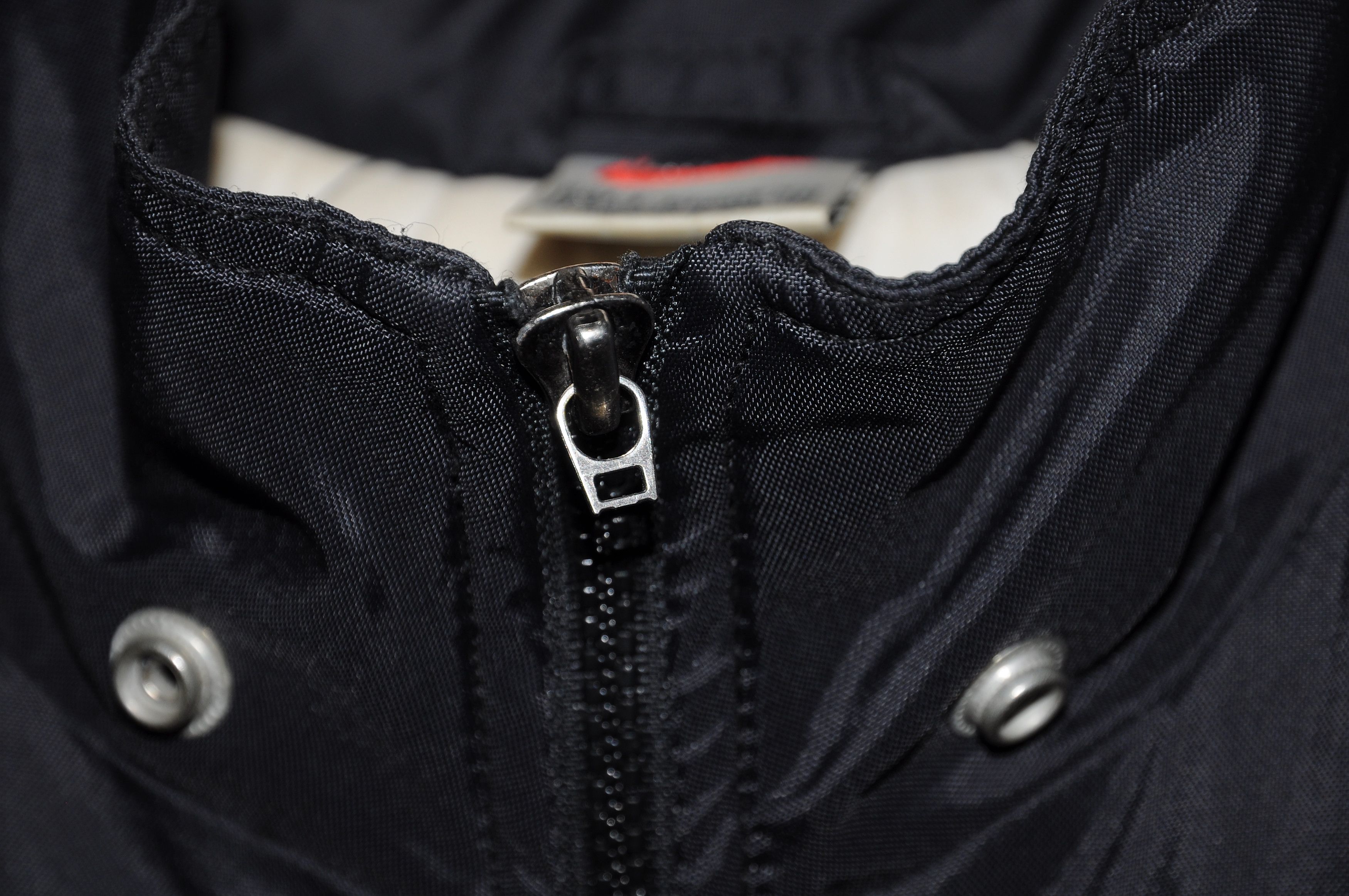 Nike vintage Nike mens Nylon Track Jacket Black White Retro 90s Size US S / EU 44-46 / 1 - 6 Thumbnail