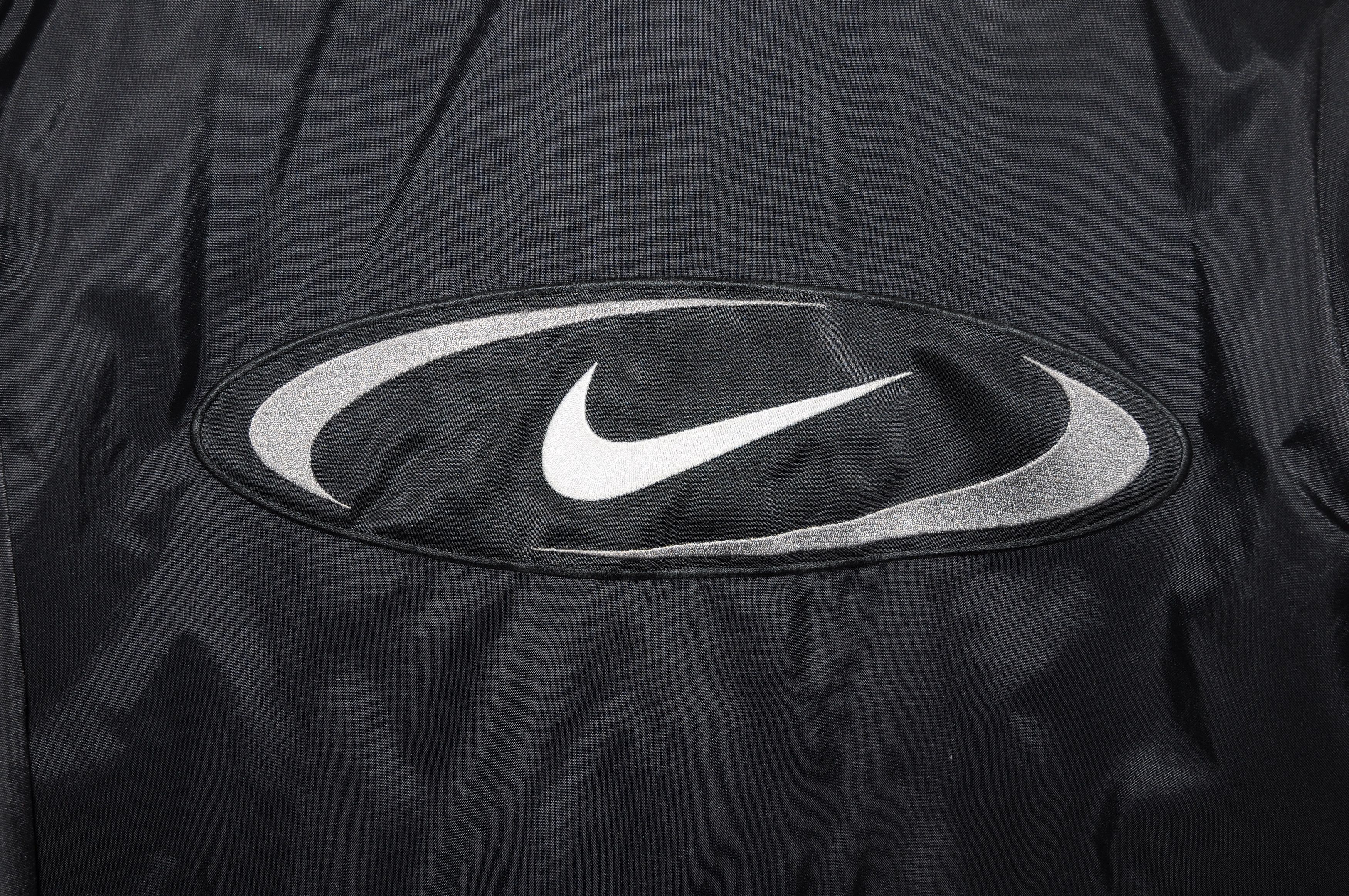 Nike × Vintage vintage Nike mens Nylon Track Jacket Black White Retro 90s Size US S / EU 44-46 / 1 - 4 Thumbnail