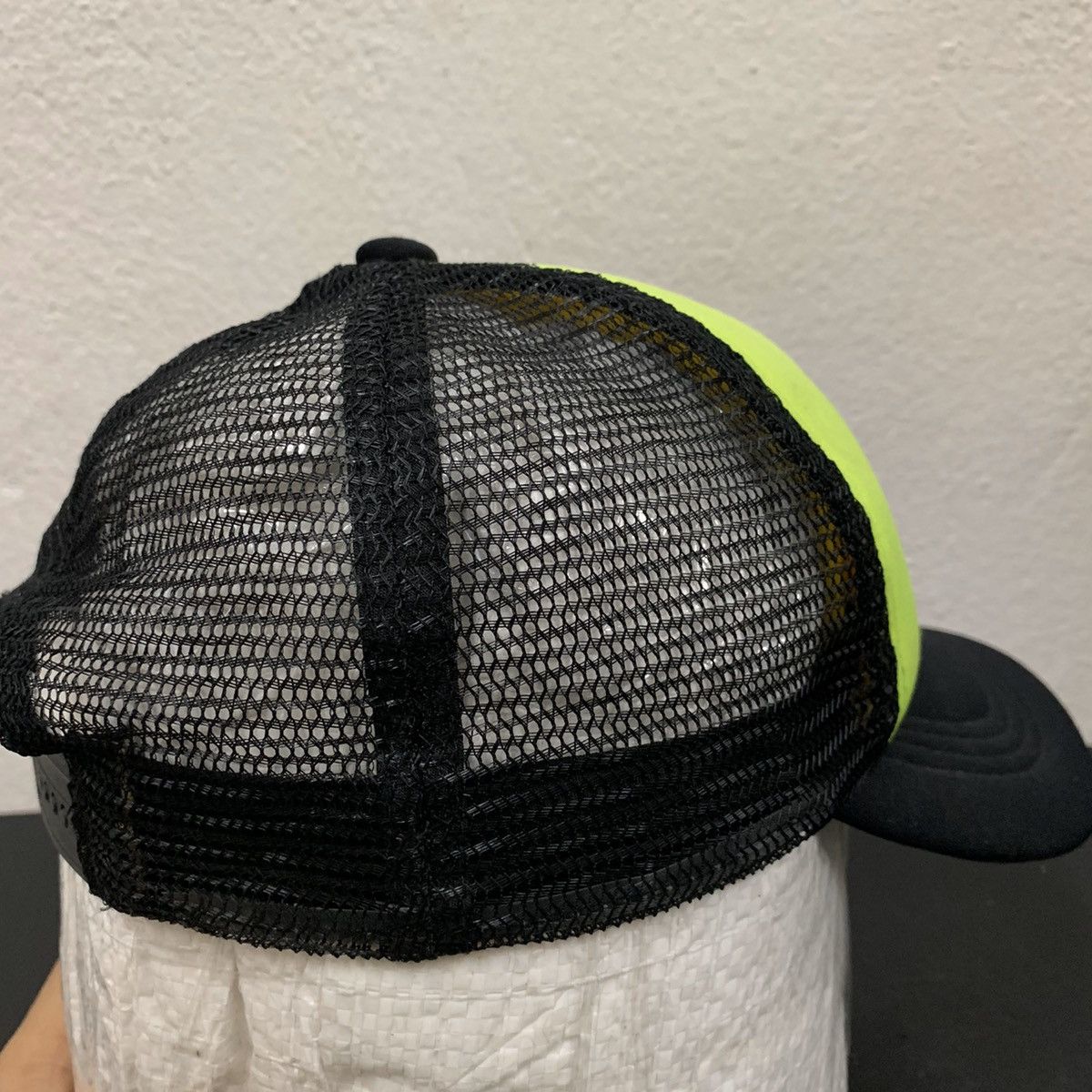 Other Trucker Cap Miami Beach Design Size ONE SIZE - 4 Thumbnail