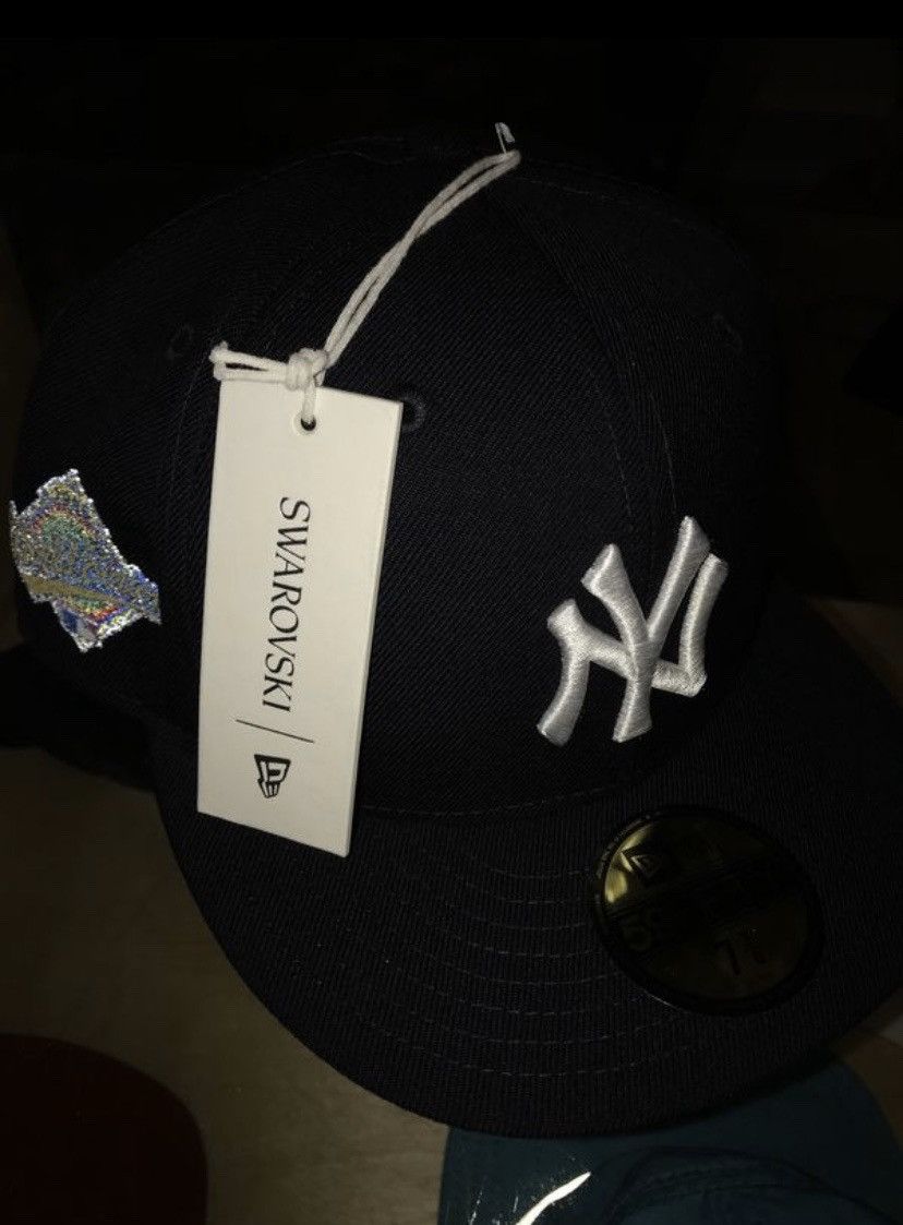 New Era × New York Yankees × Swarovski New Era x Swarovski 96 NAVY Yankees Gray Bottom Fitted 7 1/4 Size ONE SIZE - 1 Thumbnail