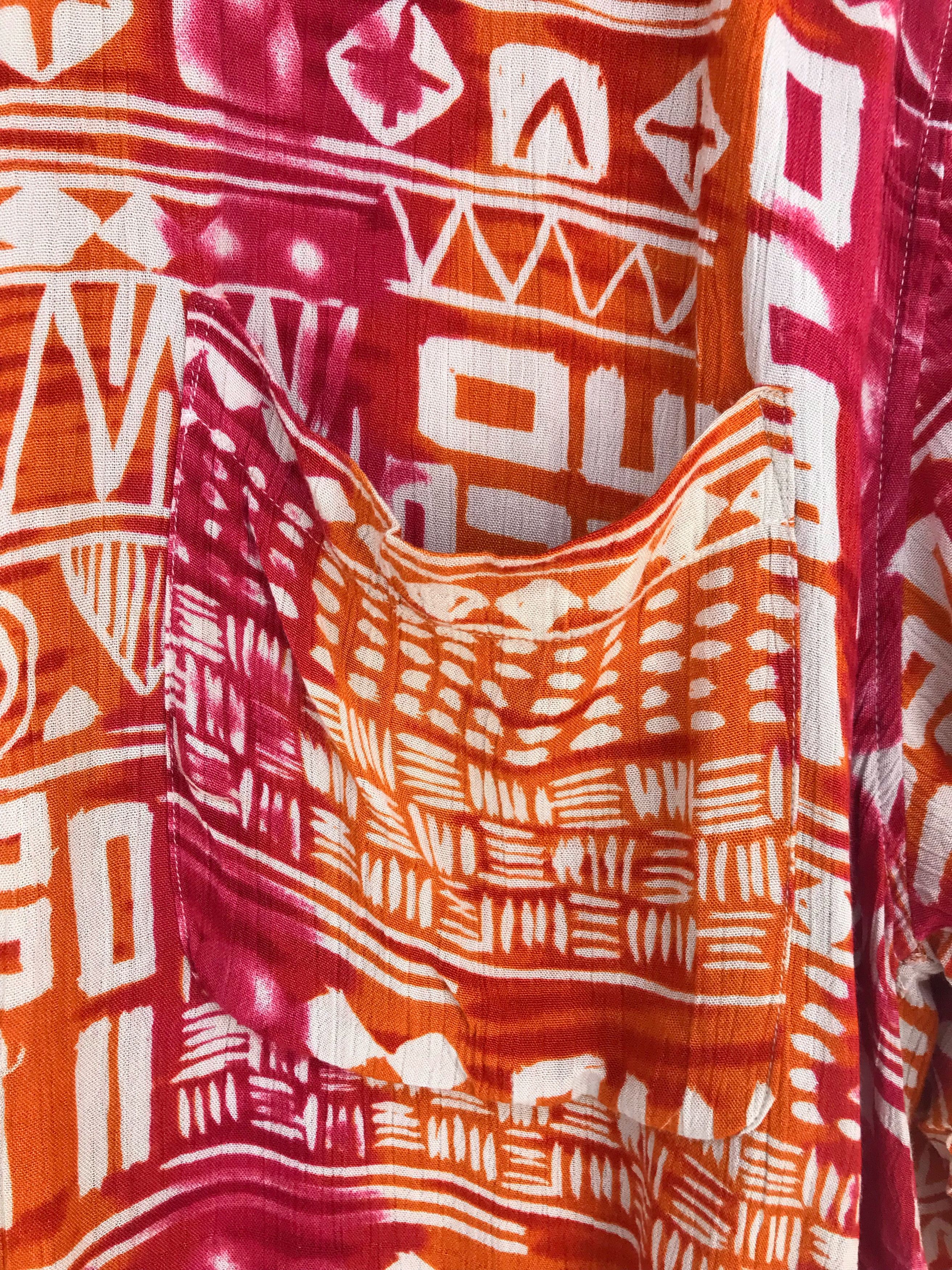 Vintage Vintage Dodgest Geometry Tie Dye Baggy Hawaiian Shirt Size US L / EU 52-54 / 3 - 7 Thumbnail