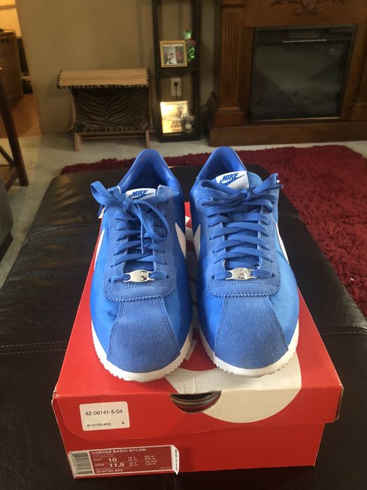 Signal blue nike on sale cortez